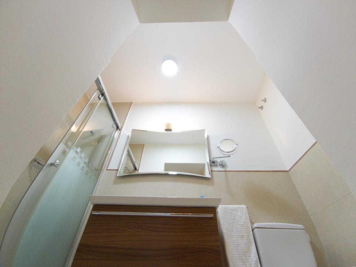 Apartamento Spinola Home Seville Ngoại thất bức ảnh