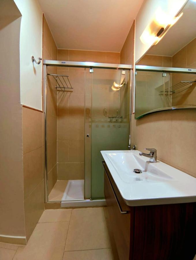 Apartamento Spinola Home Seville Ngoại thất bức ảnh